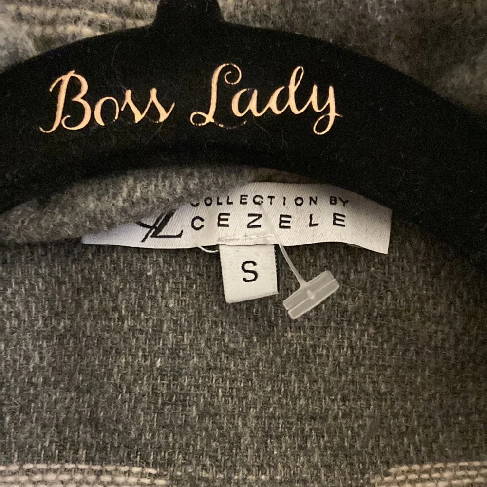 Shacket - Picture 3 of 3